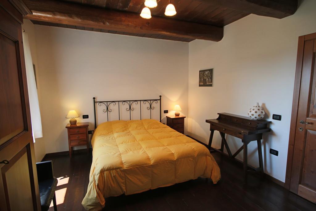 Agriturismo Valdifiori Sassoferrato Oda fotoğraf