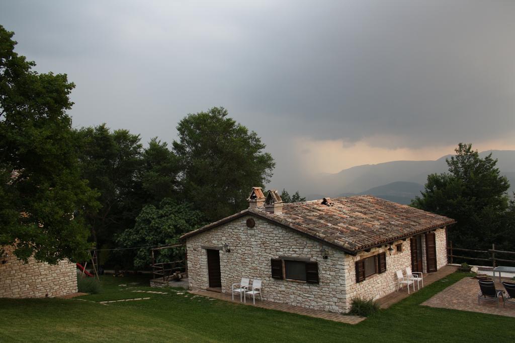 Agriturismo Valdifiori Sassoferrato Dış mekan fotoğraf